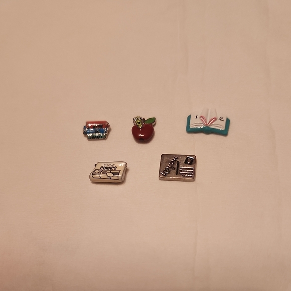 Origami Owl Jewelry - Origami Owl Red Apple and Multi-Color Book & School Charms